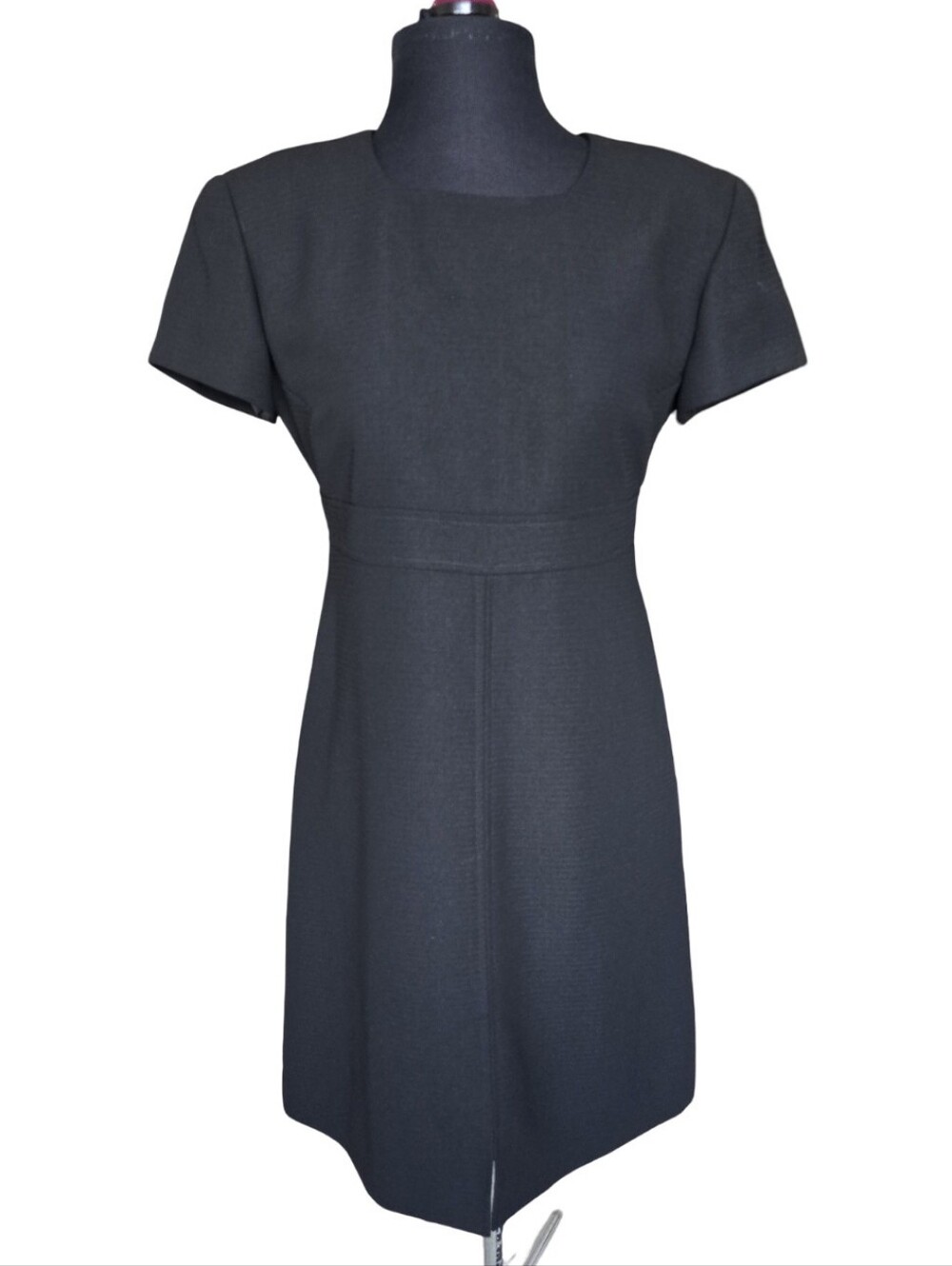 Talbots Black Short-Sleeve Empire-Waist Sheath Mini Dress Size 4 Petite Career